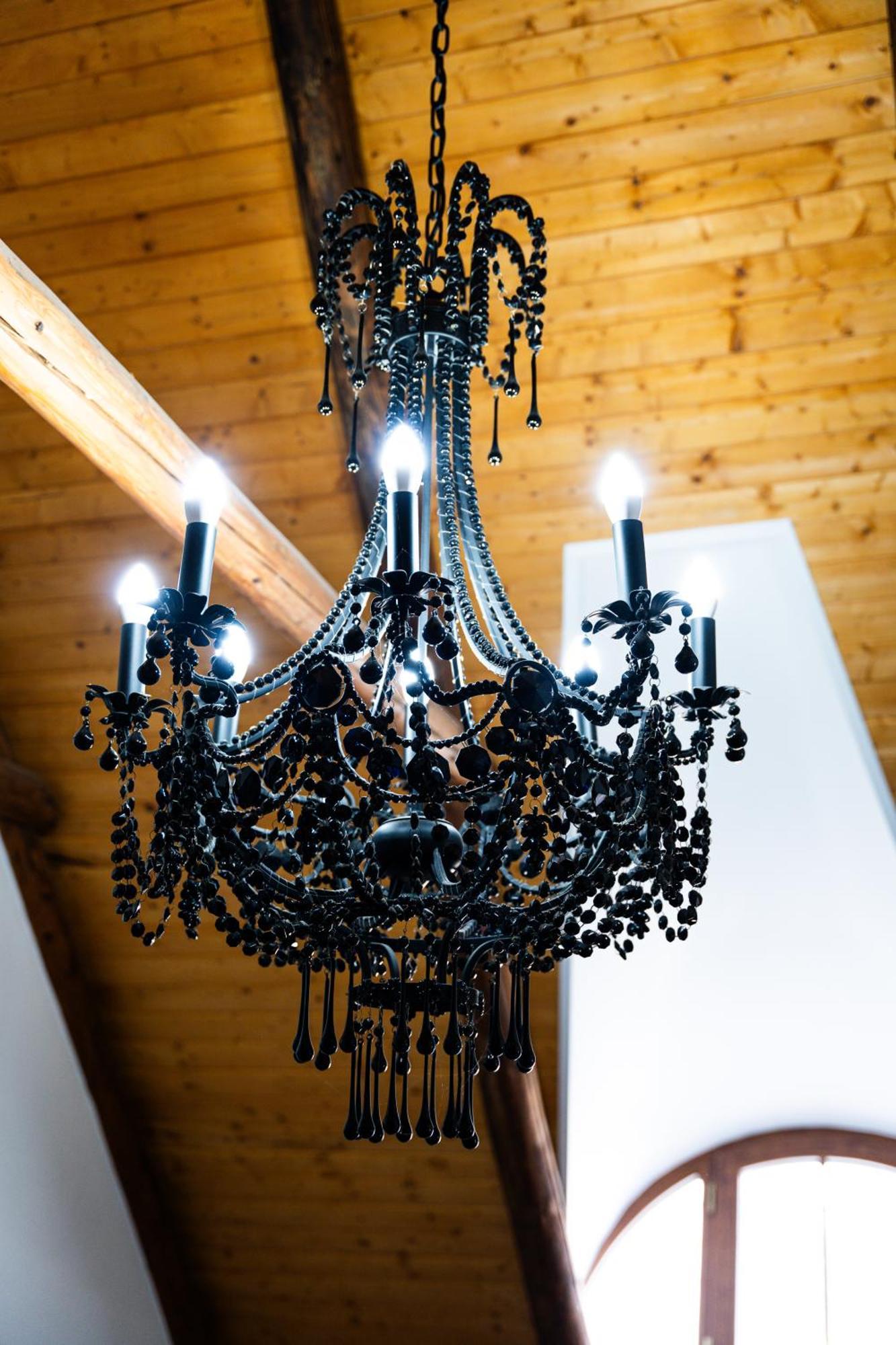 Отель Casa Cu Magnolii Пойениле-Изей Экстерьер фото